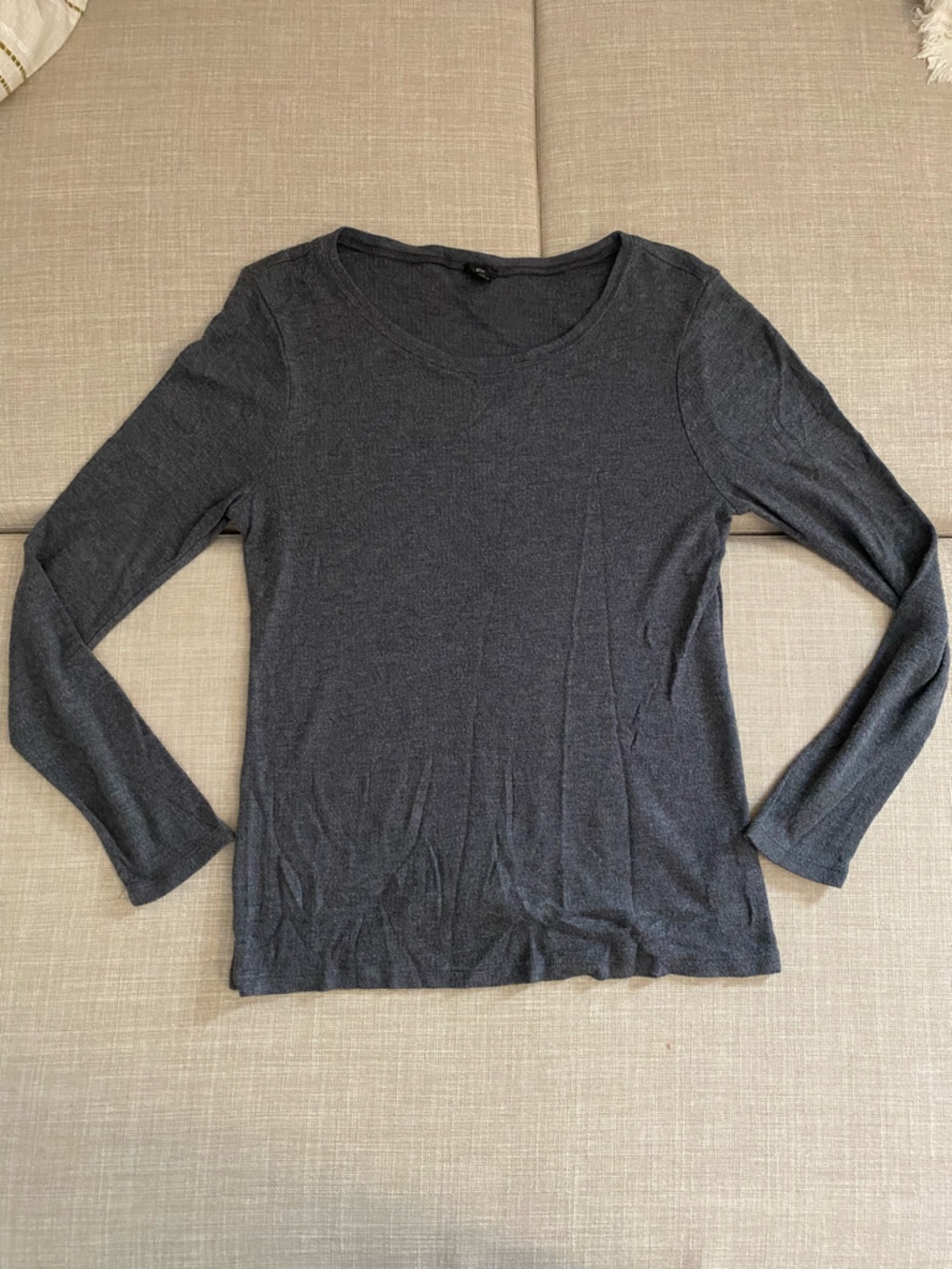 Soft Classic Women's Long-Sleeve Crewneck Top - Charcoal Grey